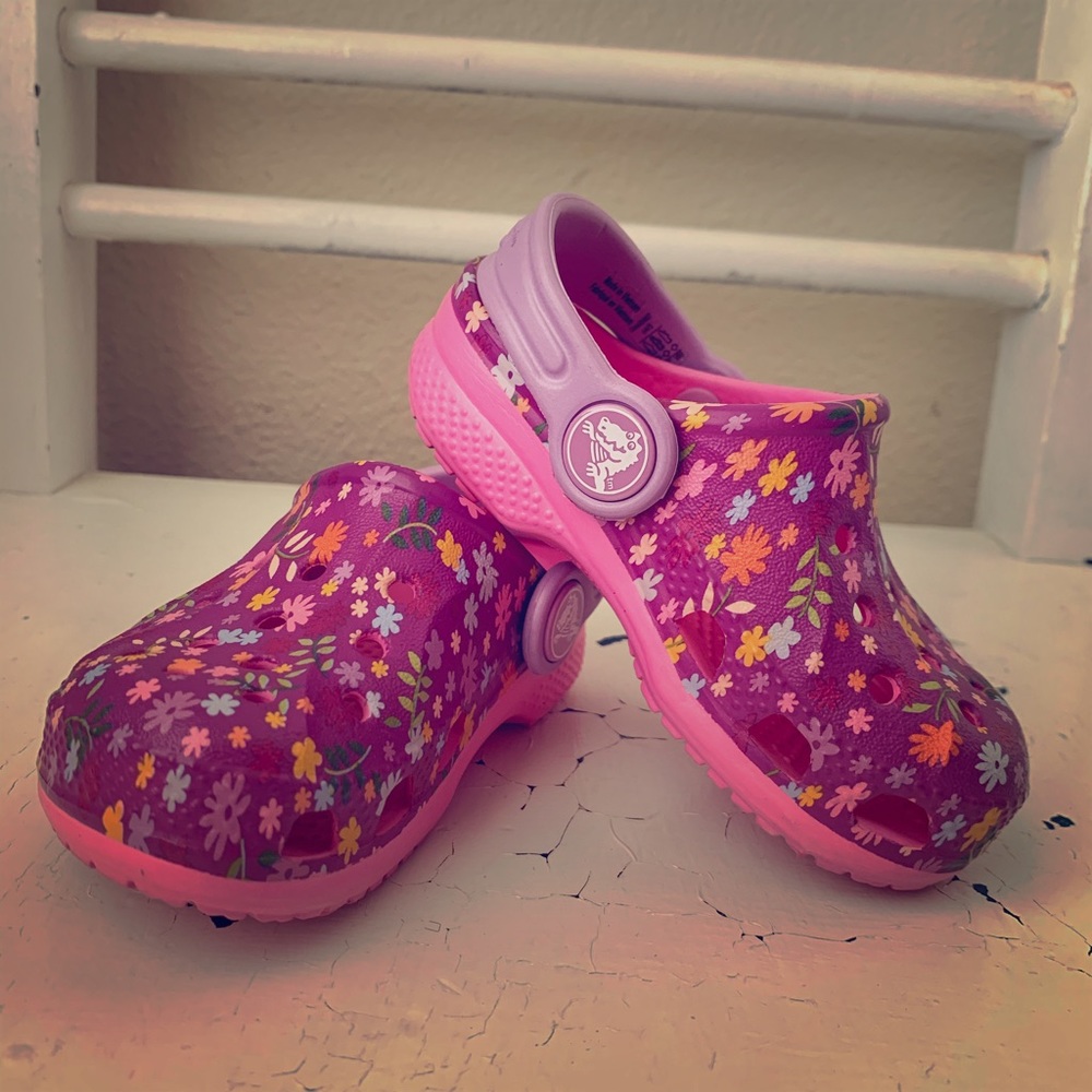 Toddler Floral Crocs 4/5